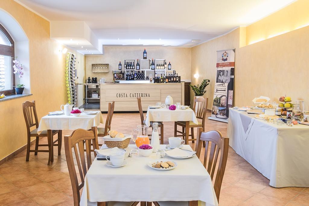 Costa Catterina B&B Castagnito Buitenkant foto