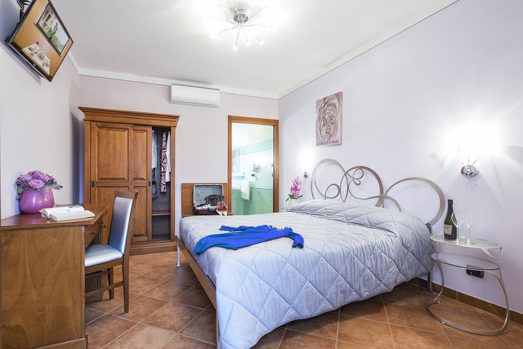 Costa Catterina B&B Castagnito Buitenkant foto