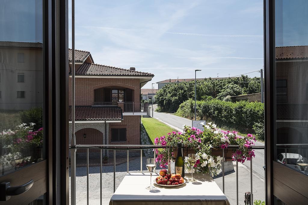 Costa Catterina B&B Castagnito Buitenkant foto
